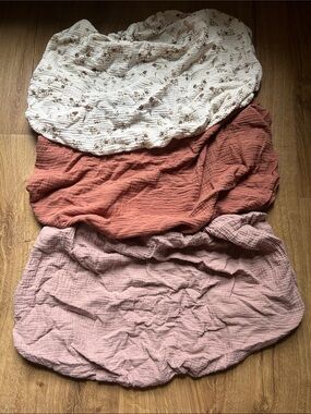 Set of 3 Crinkled Muslin Baby Bassinet Sheets - Floral, Terracotta & Blush